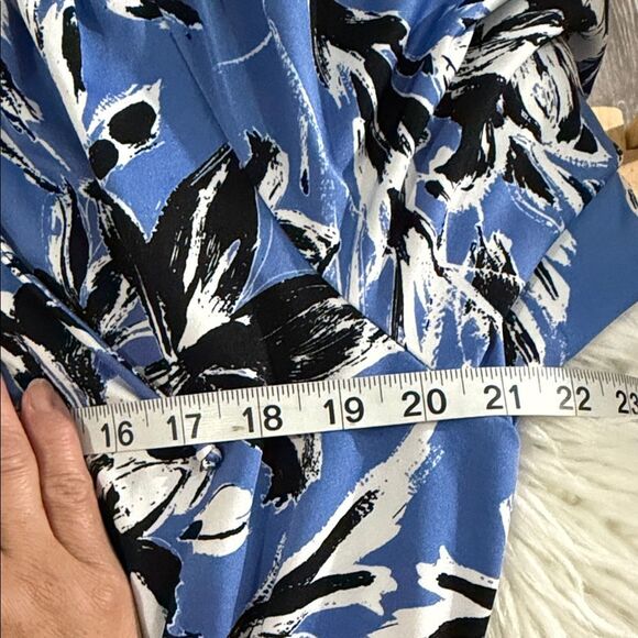 PerSeption Concept Blue Dress with Black and White Floral Design Size 1X - Picture 4 of 8